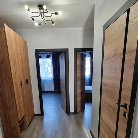 Centre Airport Boutique Designer Bath, 3-4 Days Offer, Kitchen, Balkony, Aircon Apartament *