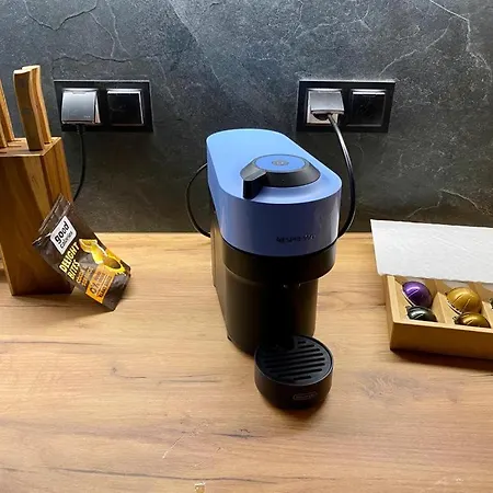 Apartamento Centre Airport Boutique Designer Bath, 3-4 Days Offer, Kitchen, Balkony, Aircon