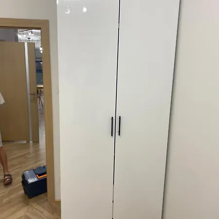 Centre Airport Boutique Designer Bath, 3-4 Days Offer, Kitchen, Balkony, Aircon Apartamento