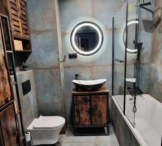 Lägenhet Centre Airport Boutique Designer Bath, 3-4 Days Offer, Kitchen, Balkony, Aircon Warszawa