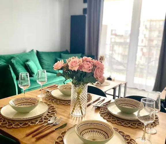 Centre Airport Boutique Designer Bath, 3-4 Days Offer, Kitchen, Balkony, Aircon Βαρσοβία