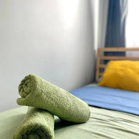 Lägenhet Centre Airport Boutique Designer Bath, 3-4 Days Offer, Kitchen, Balkony, Aircon