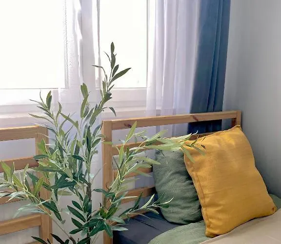 Centre Airport Boutique Designer Bath, 3-4 Days Offer, Kitchen, Balkony, Aircon ורשה